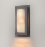 Picture of 100w Outdoor Titan MED Organic Ribbed Etched Buckeye Bronze Medium Wall Mount