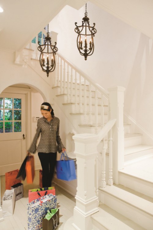 Picture of 60w Foyer Plymouth CAND Olde Bronze Two Tier Foyer