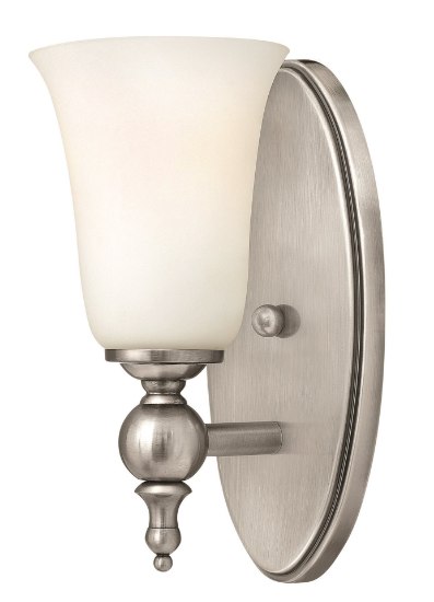 Foto para 100w Bath Yorktown MED Etched Opal Antique Nickel Bath Sconce