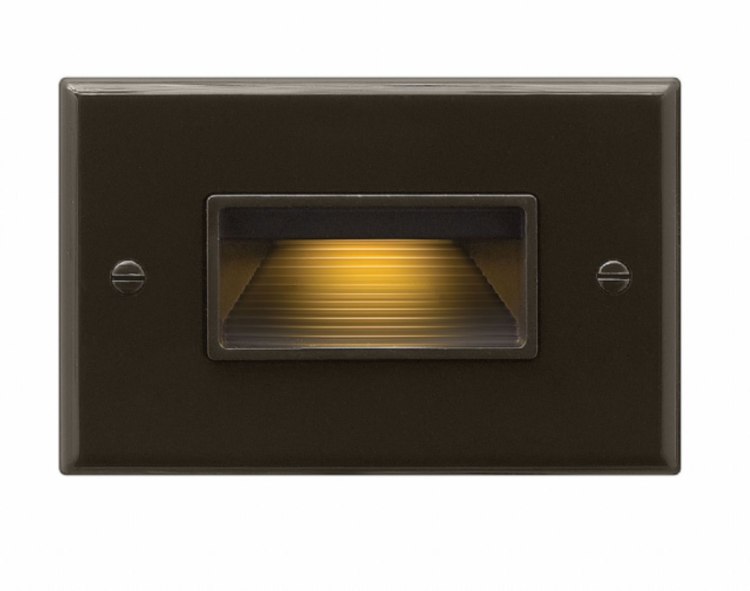Foto para 4w 4½" Luna 27k LED Bronze Landscape 120v Deck Step Light