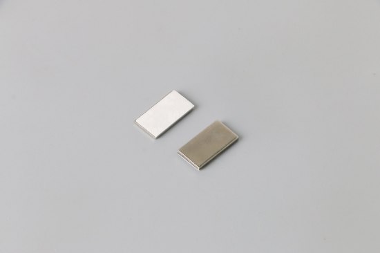 Picture of Adhesive Mounting Metal Tab
